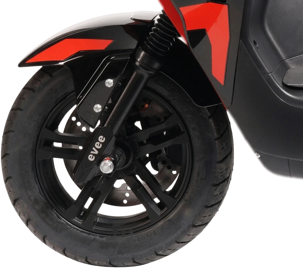 Front disc, rear drum