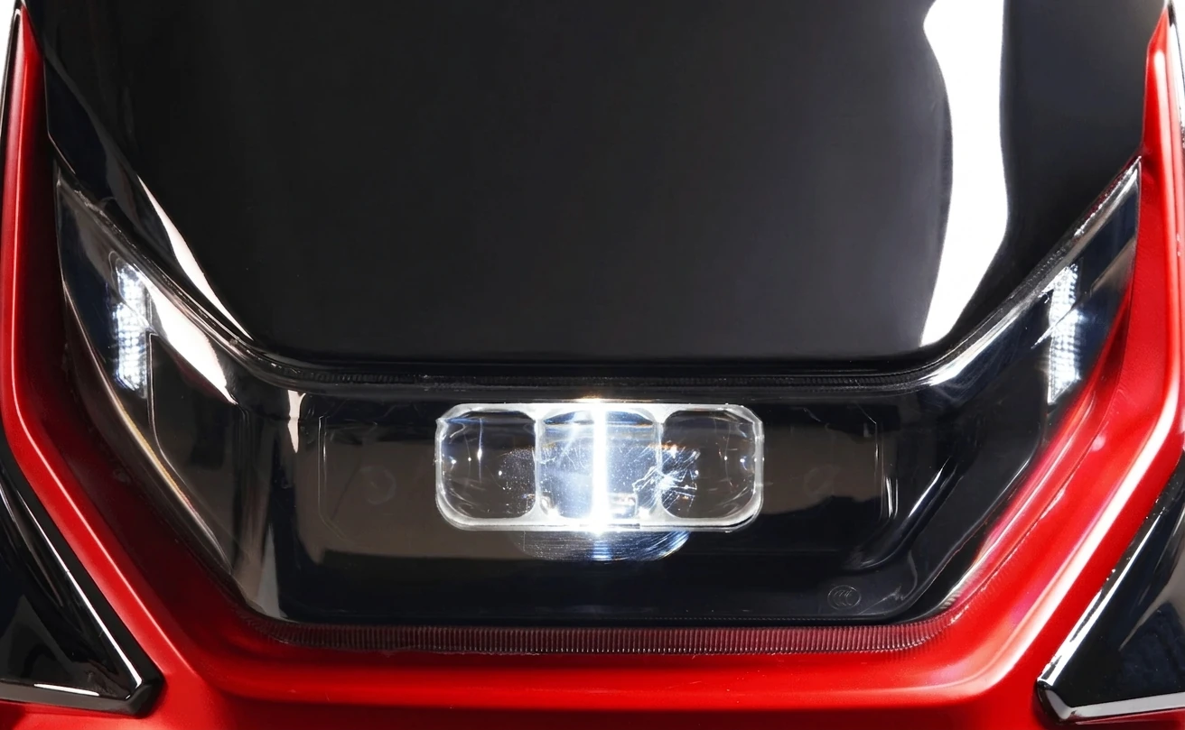 LED headlight with DRLs