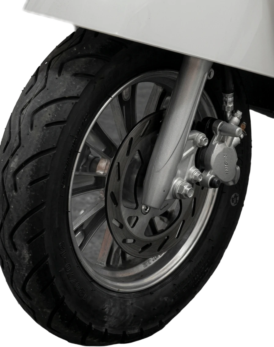Front disc, rear drum