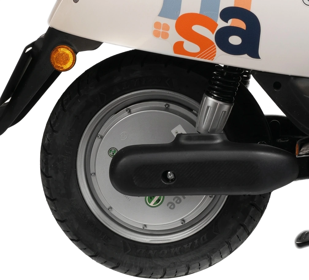 600W–1,000W motor